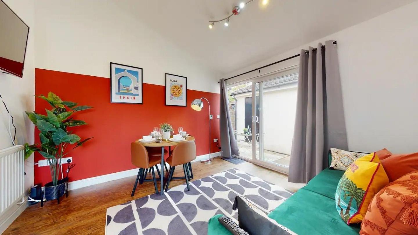 Cosy Cardiff Apartment And Patio エクステリア 写真